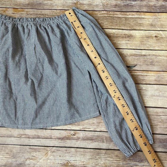 Brandy Melville Off Shoulder Theia Striped Crop Top - Picture 7 of 11